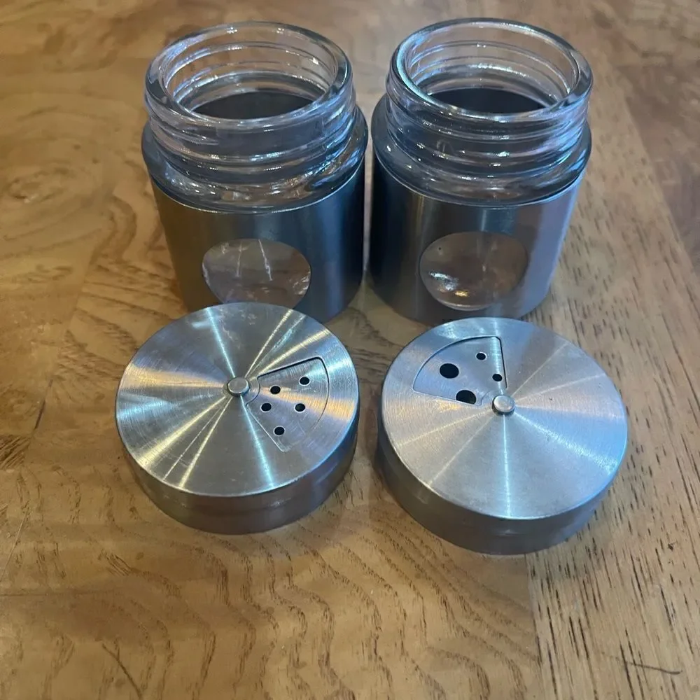 N/A set shakers
